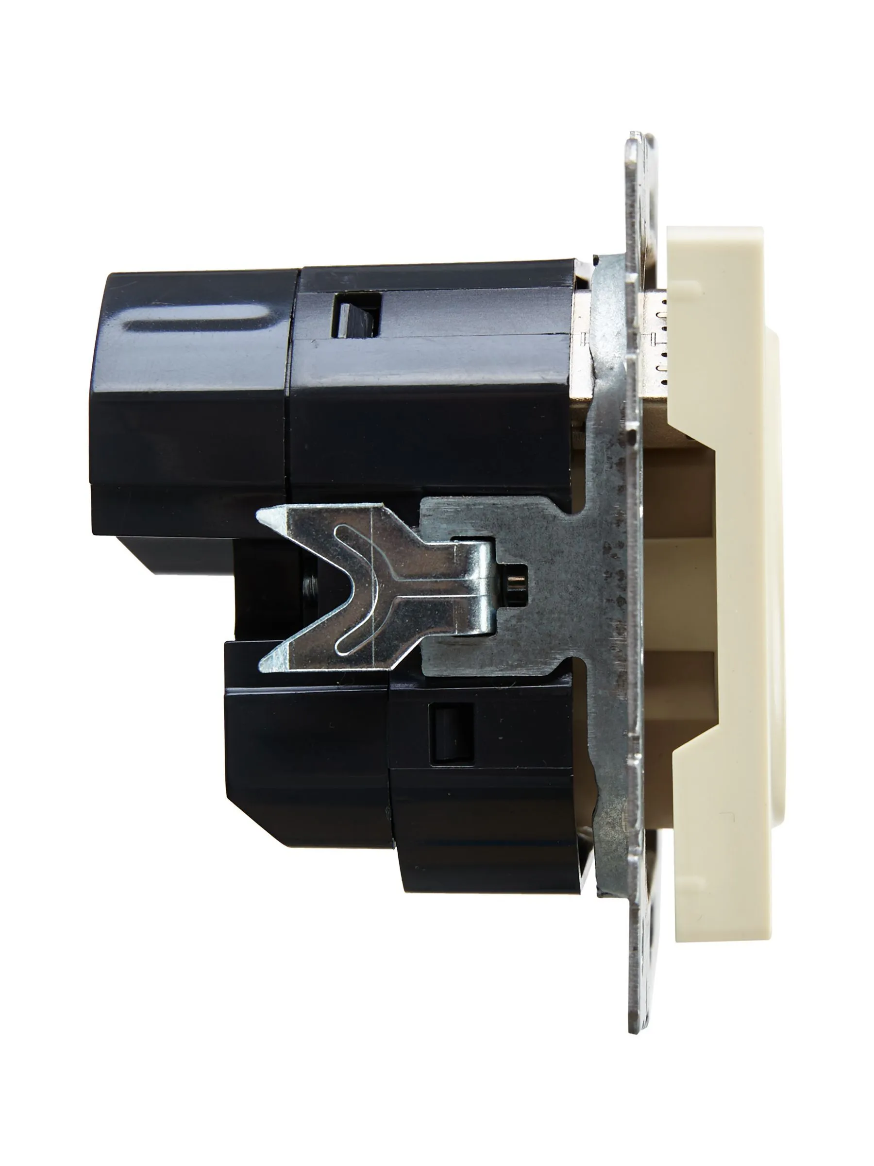 BRITE Розетка 1-местная с заземлением с защитными шторками 16А с USB A+A 5В 2,1А РЮш10-1-БрКр бежевый IEK - Фото 3