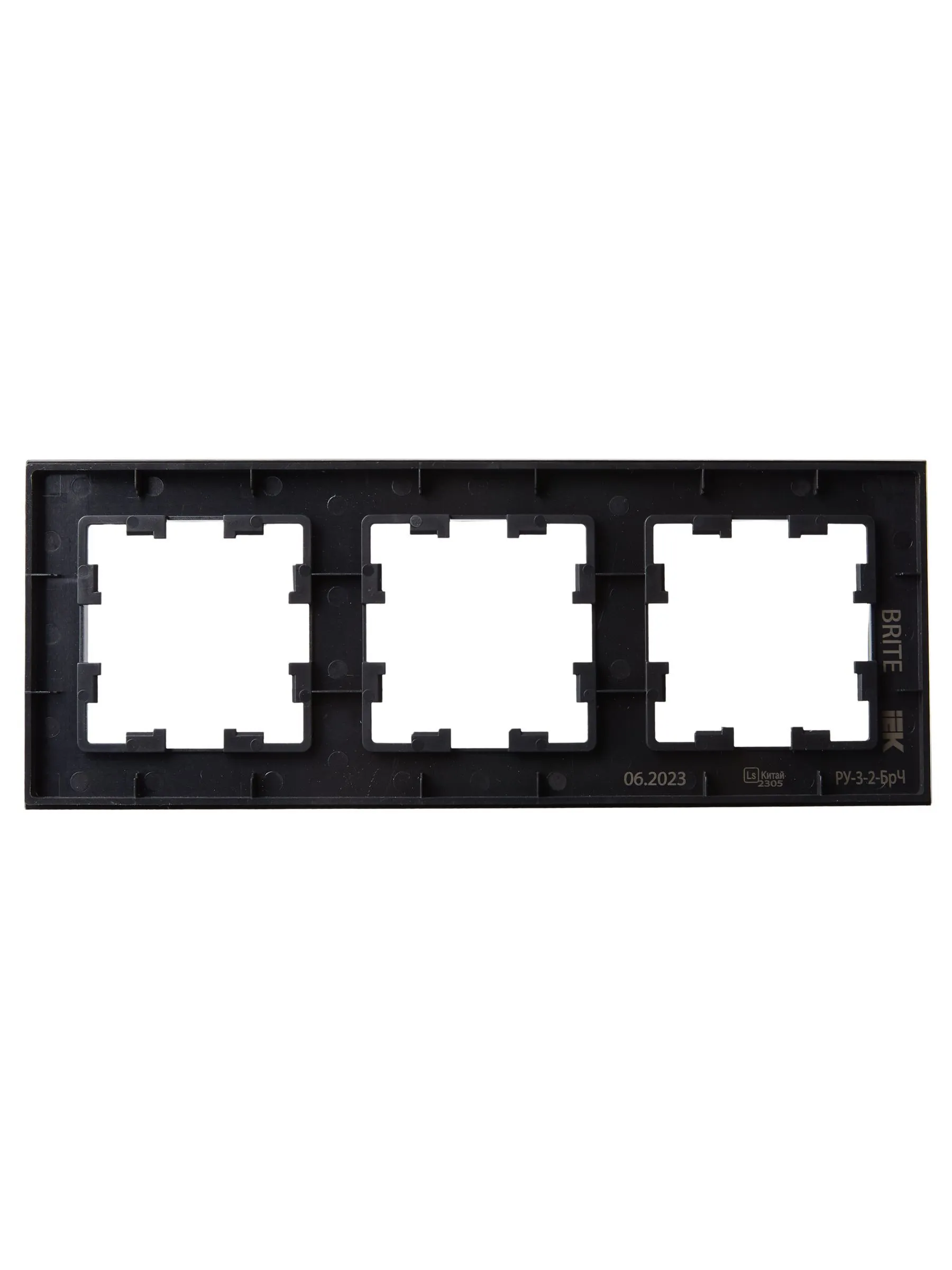 BRITE Рамка 3 -местная РУ-3-2-БрЧ стекло черный IEK - Фото 5