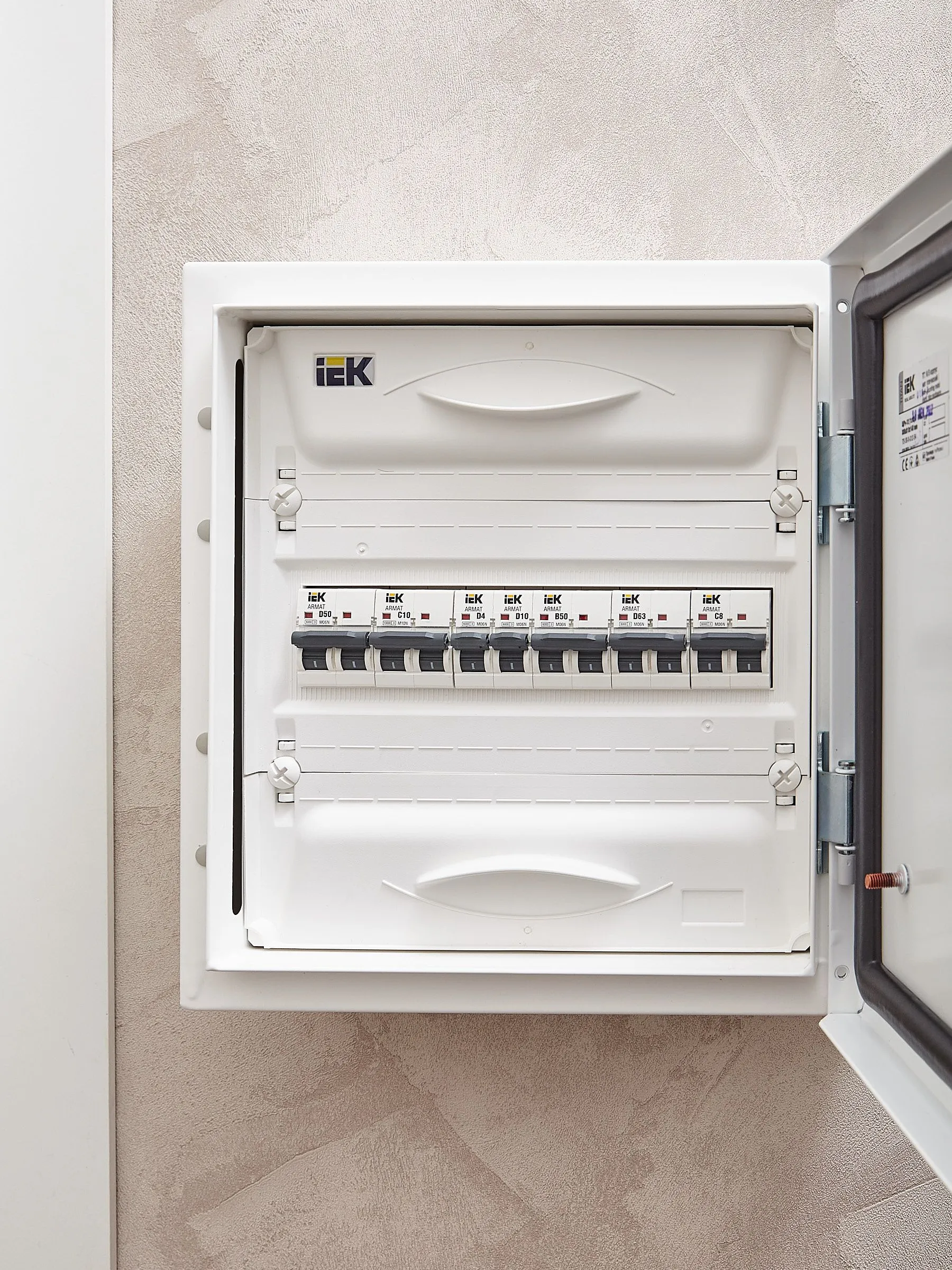 ARMAT Автоматический выключатель M06N 1P D 4А IEK - Фото 6