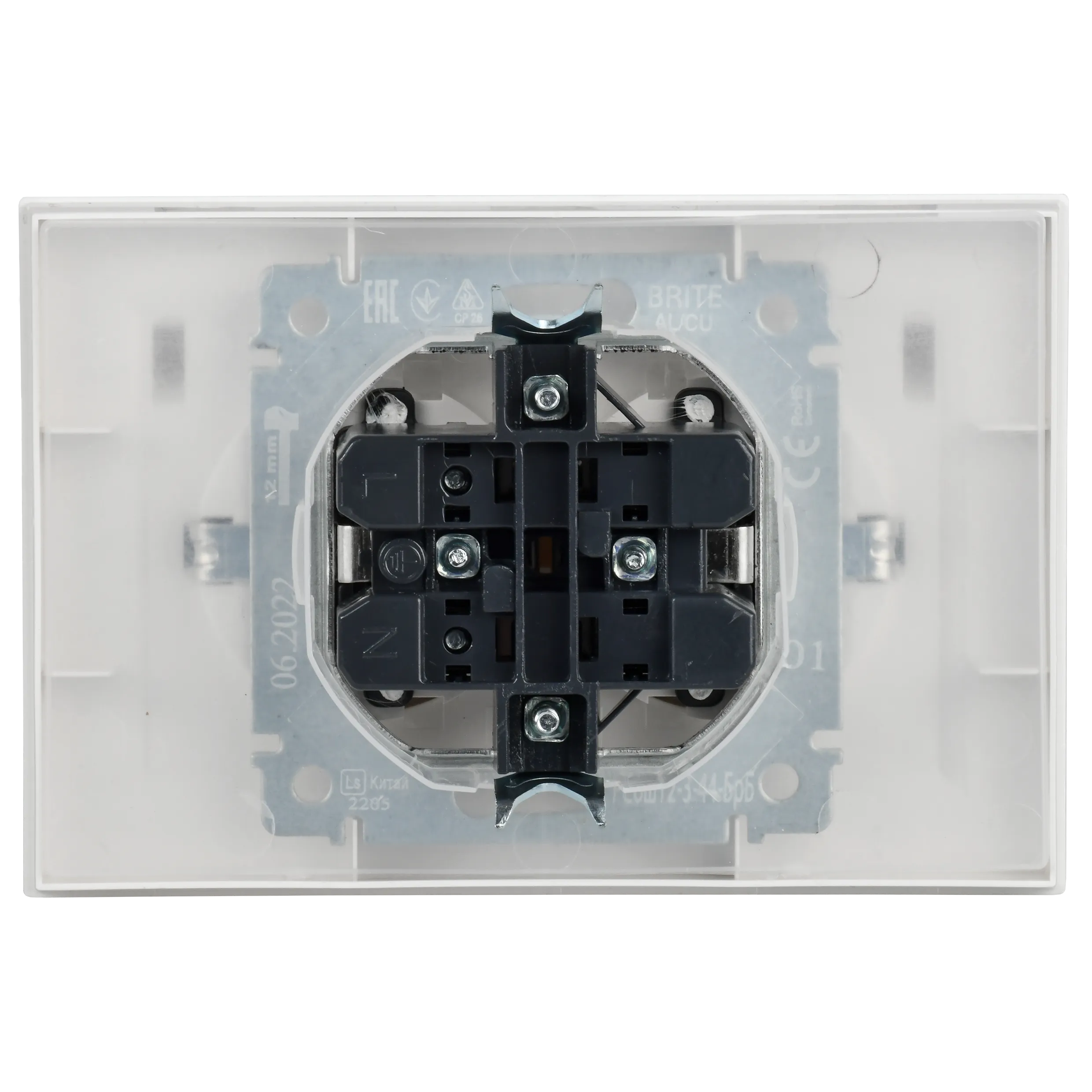 BRITE Розетка 2-местная с заземлением с защитными шторками и крышкой 16А в сборе IP44 РСбш12-3-44-БрБ белый IEK - Фото 7