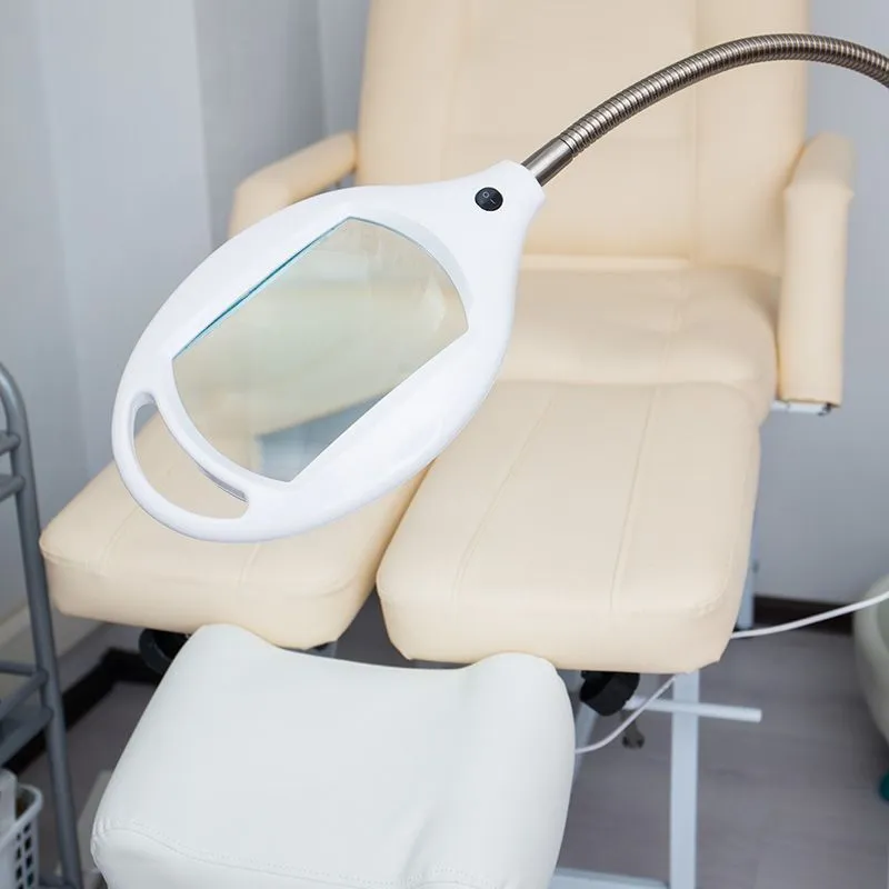 Лупа напольная 3D с подсветкой 42 SMD LED, 174х108мм, белая REXANT - Фото 3