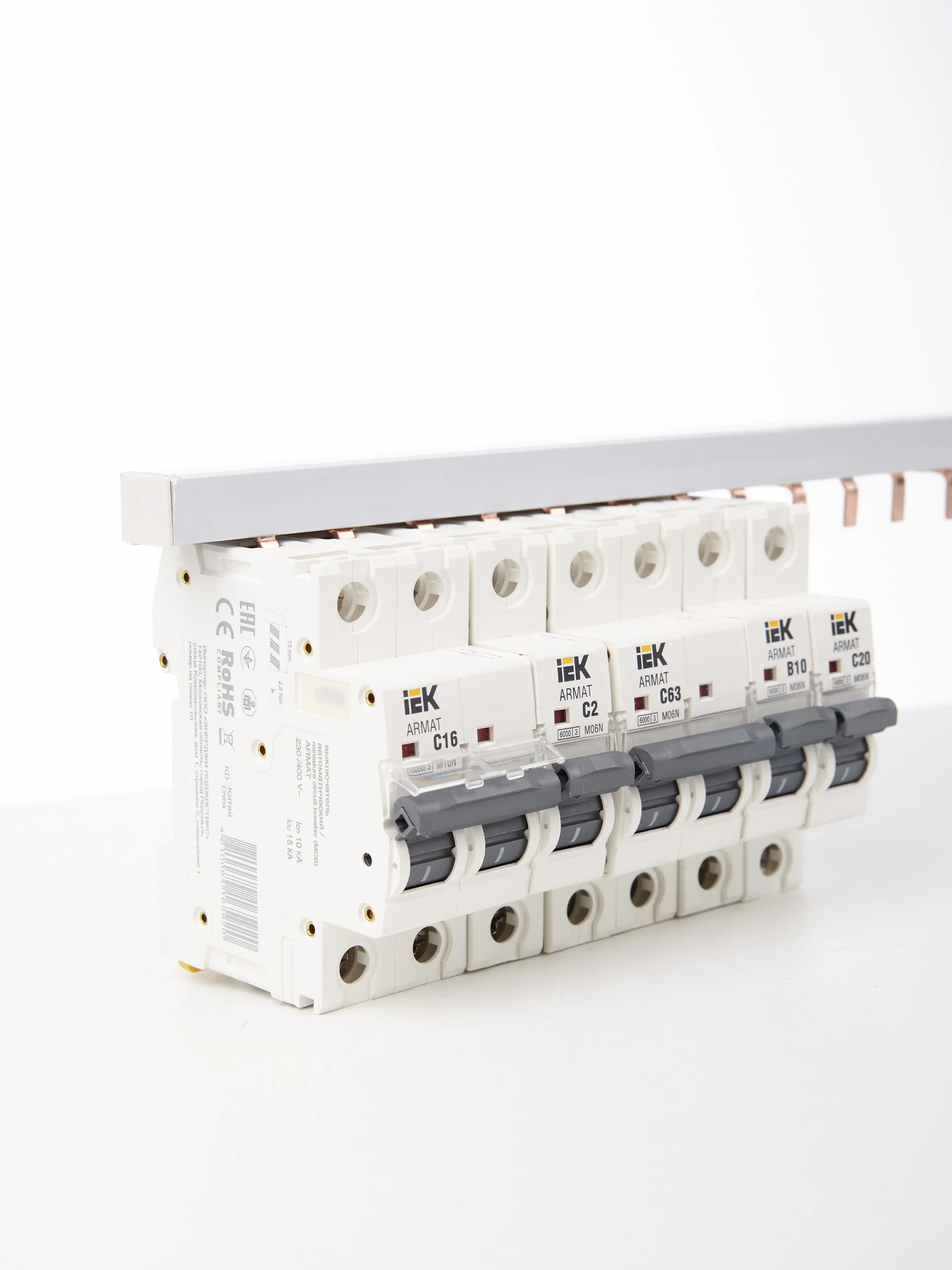 Шина соединительная типа PIN (штырь) 3Р 63А (1м) IEK - Фото 4