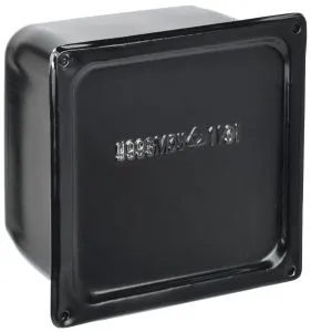 Коробка протяжная металлическая У-994 110х110х80мм IP31 грунтованная без уплотнителя IEK UKO12-100-100-080-K02-31M