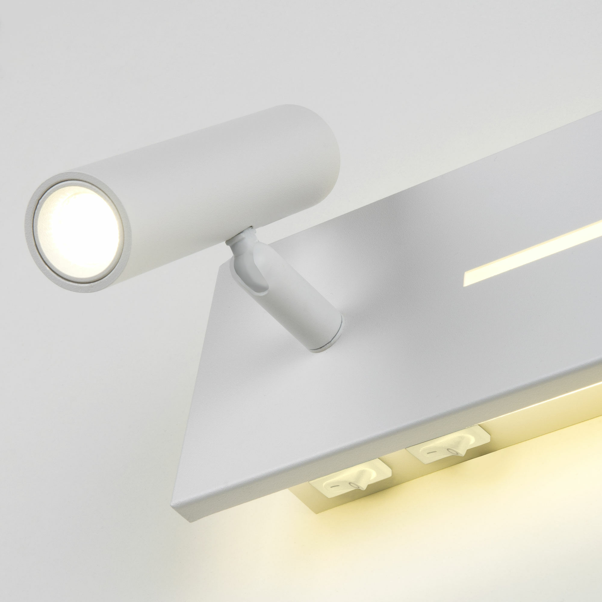 Светильник светодиодный настенный Tuo LED MRL LED 1117 белый Elektrostandard - Фото 2