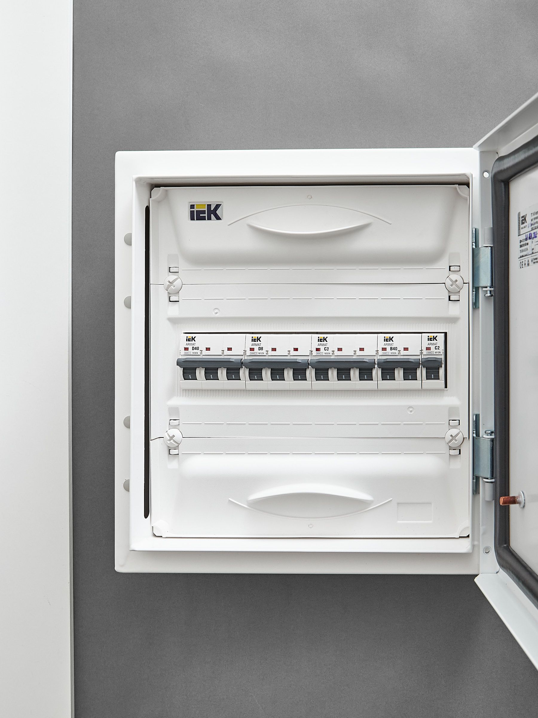 ARMAT Автоматический выключатель M06N 3P C 3А IEK - Фото 3