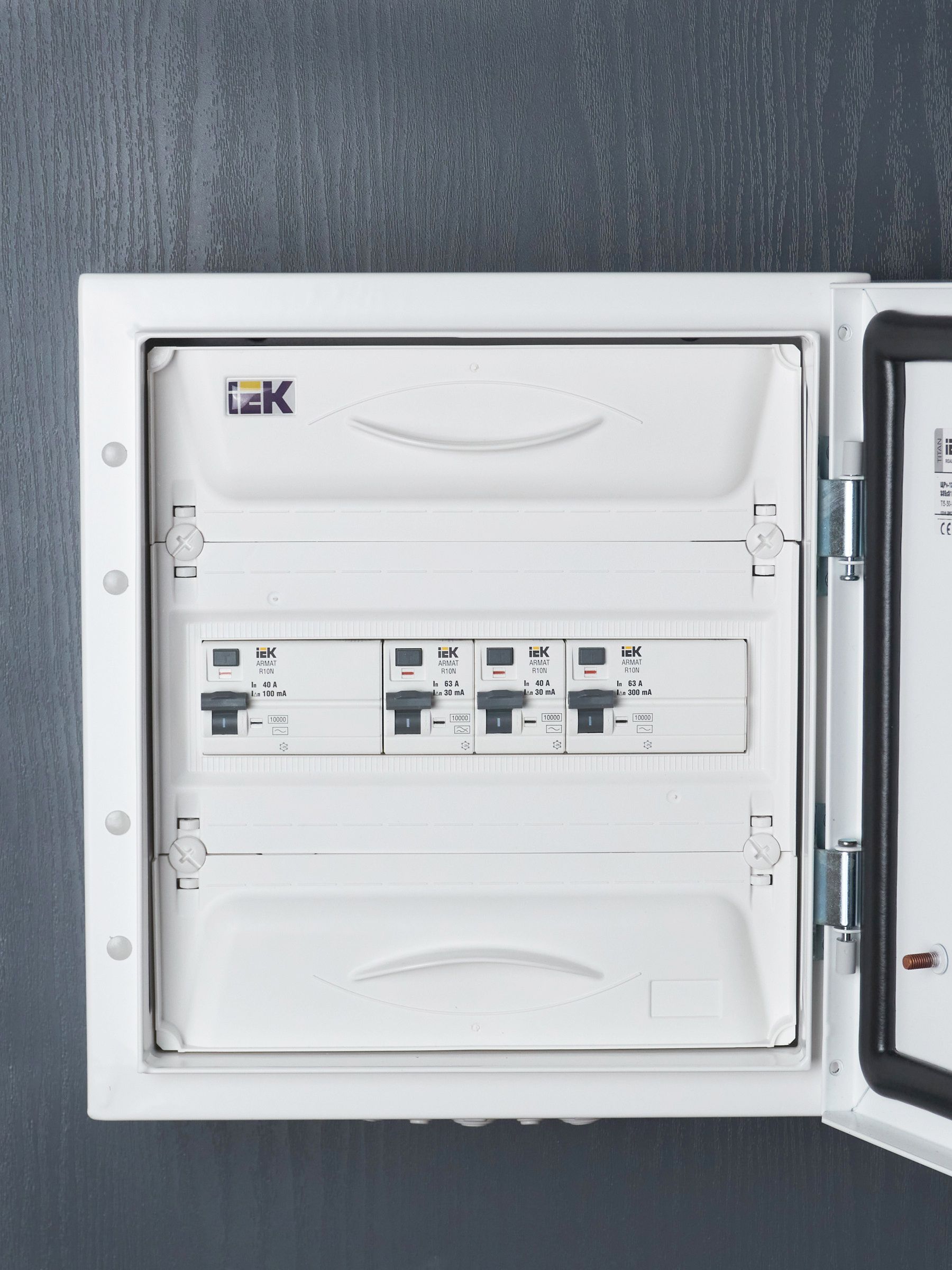 ARMAT Выключатель дифференциального тока R10N 4P 40А 100мА тип AC IEK - Фото 10