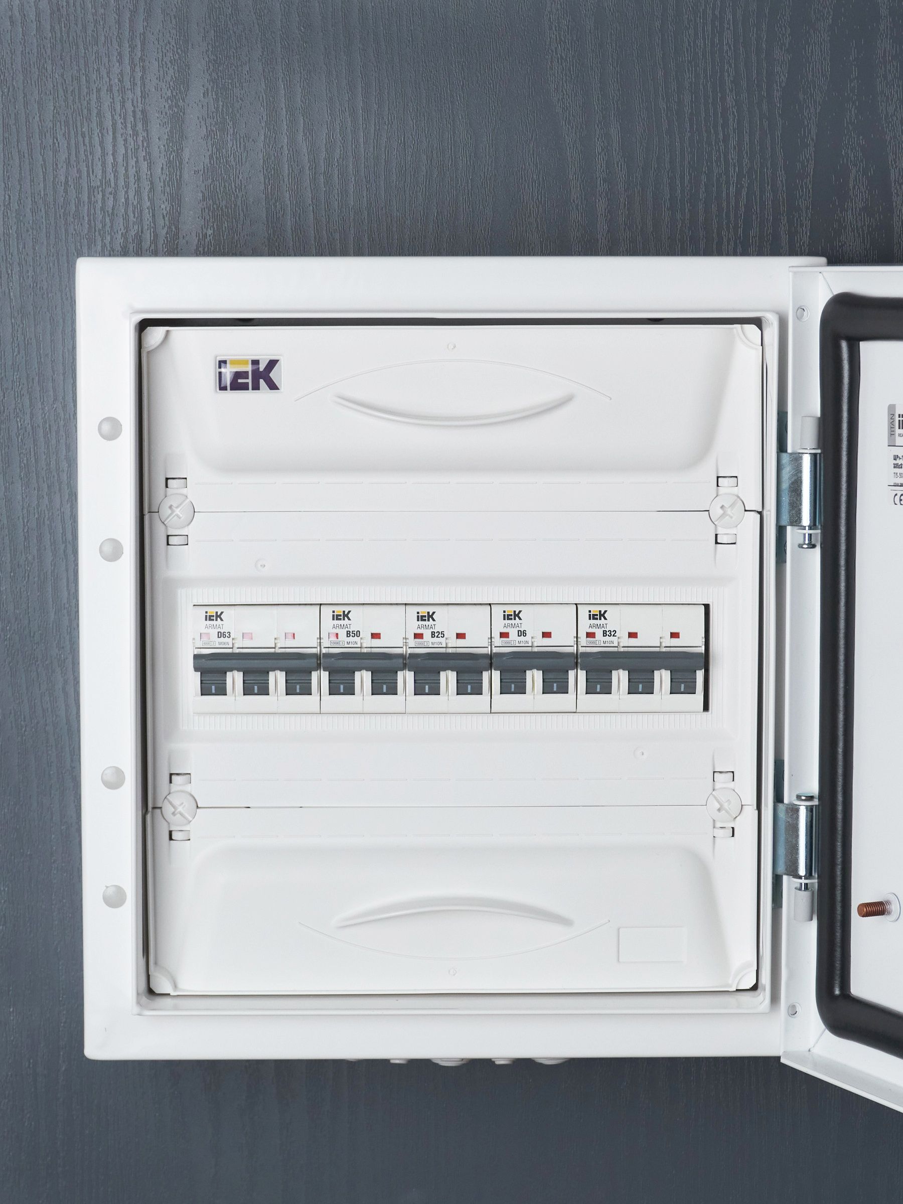 ARMAT Автоматический выключатель M10N 2P B 25А IEK - Фото 10