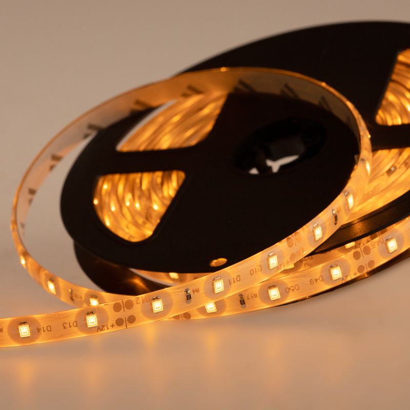 Лента светодиодная 12В, SMD2835, 60 LED/м, желтый, 8мм, 5м, IP65 LAMPER
