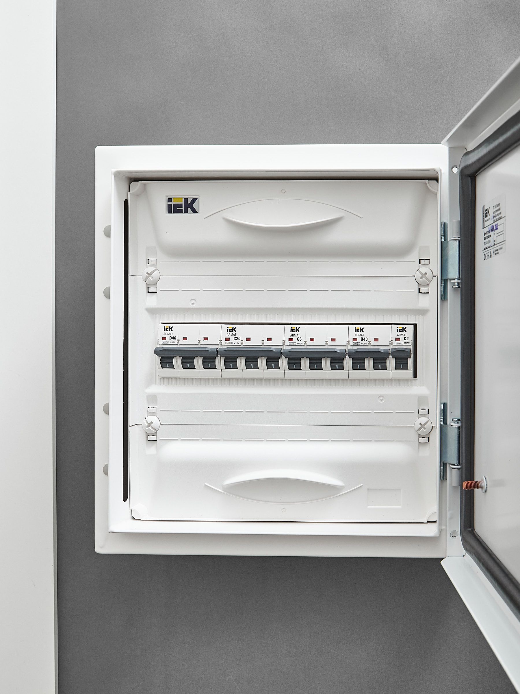 ARMAT Автоматический выключатель M10N 3P C 20А IEK - Фото 10