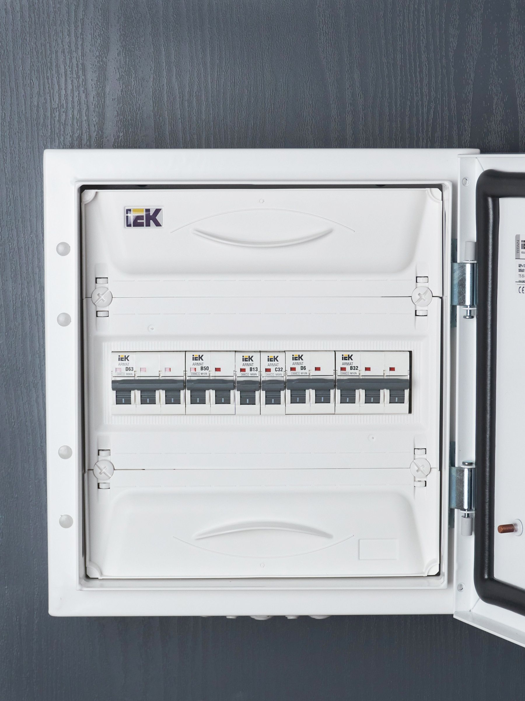 ARMAT Автоматический выключатель M06N 1P B 13А IEK - Фото 8