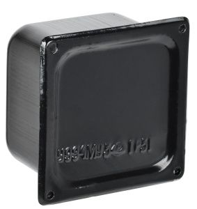 Коробка протяжная металлическая У-995 150х150х100мм IP31 грунтованная без уплотнителя IEK UKO12-150-150-100-K02-31M