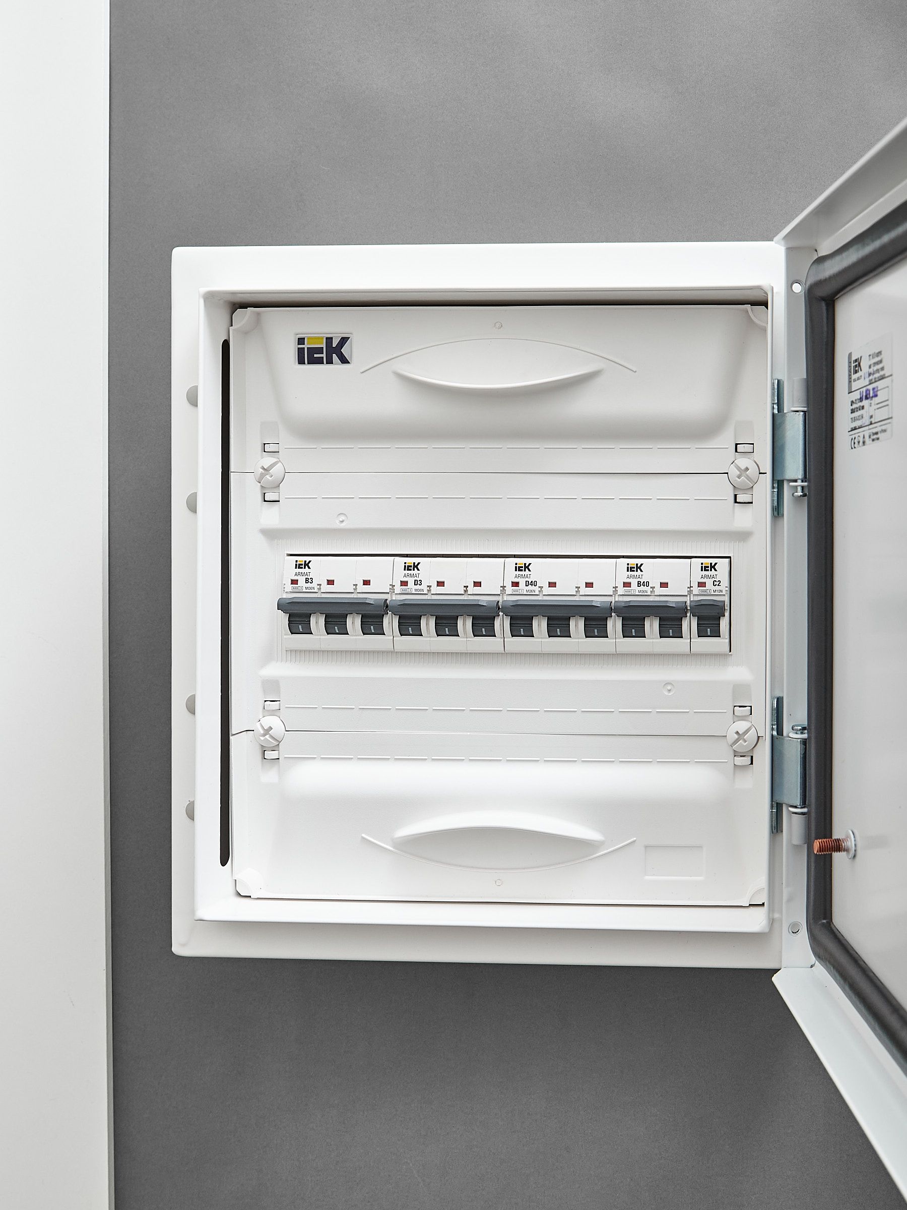 ARMAT Автоматический выключатель M06N 3P D 40А IEK - Фото 10