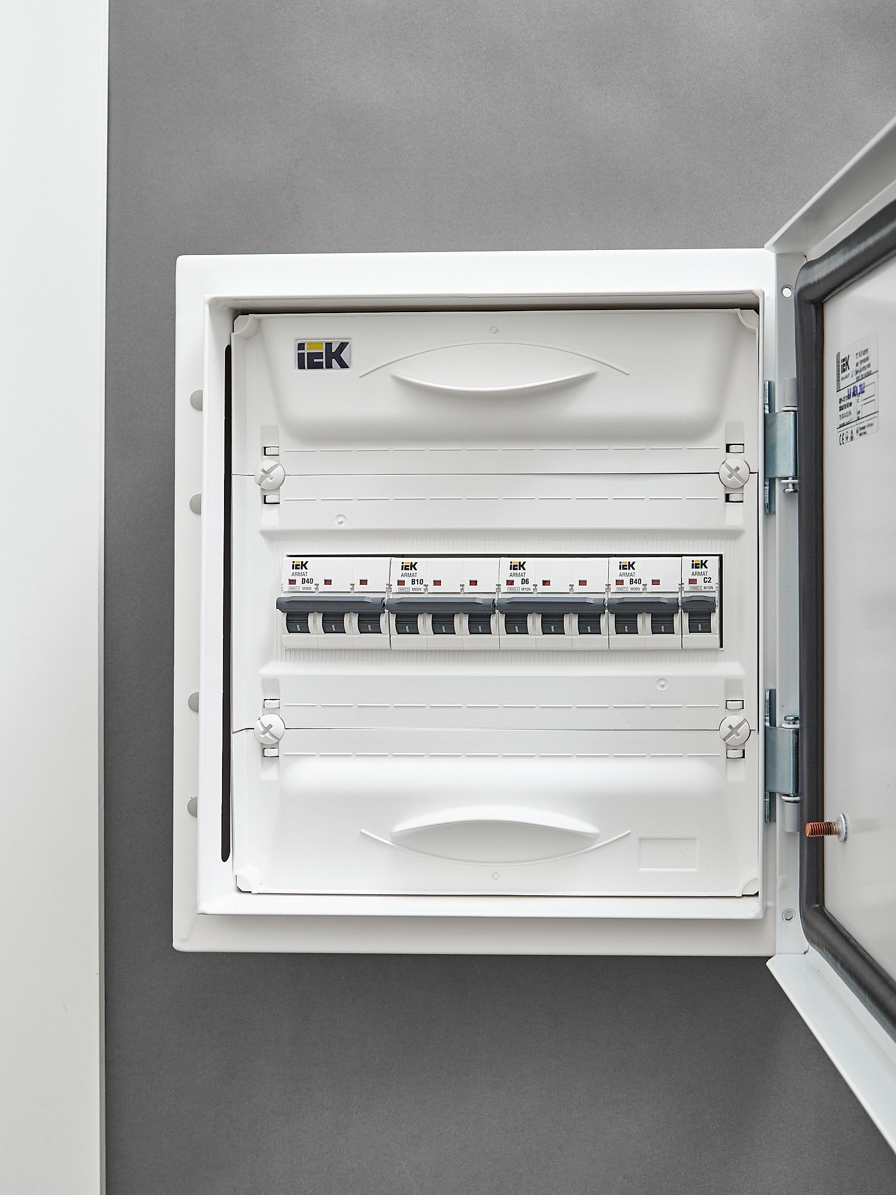 ARMAT Автоматический выключатель M10N 3P D 6А IEK - Фото 6