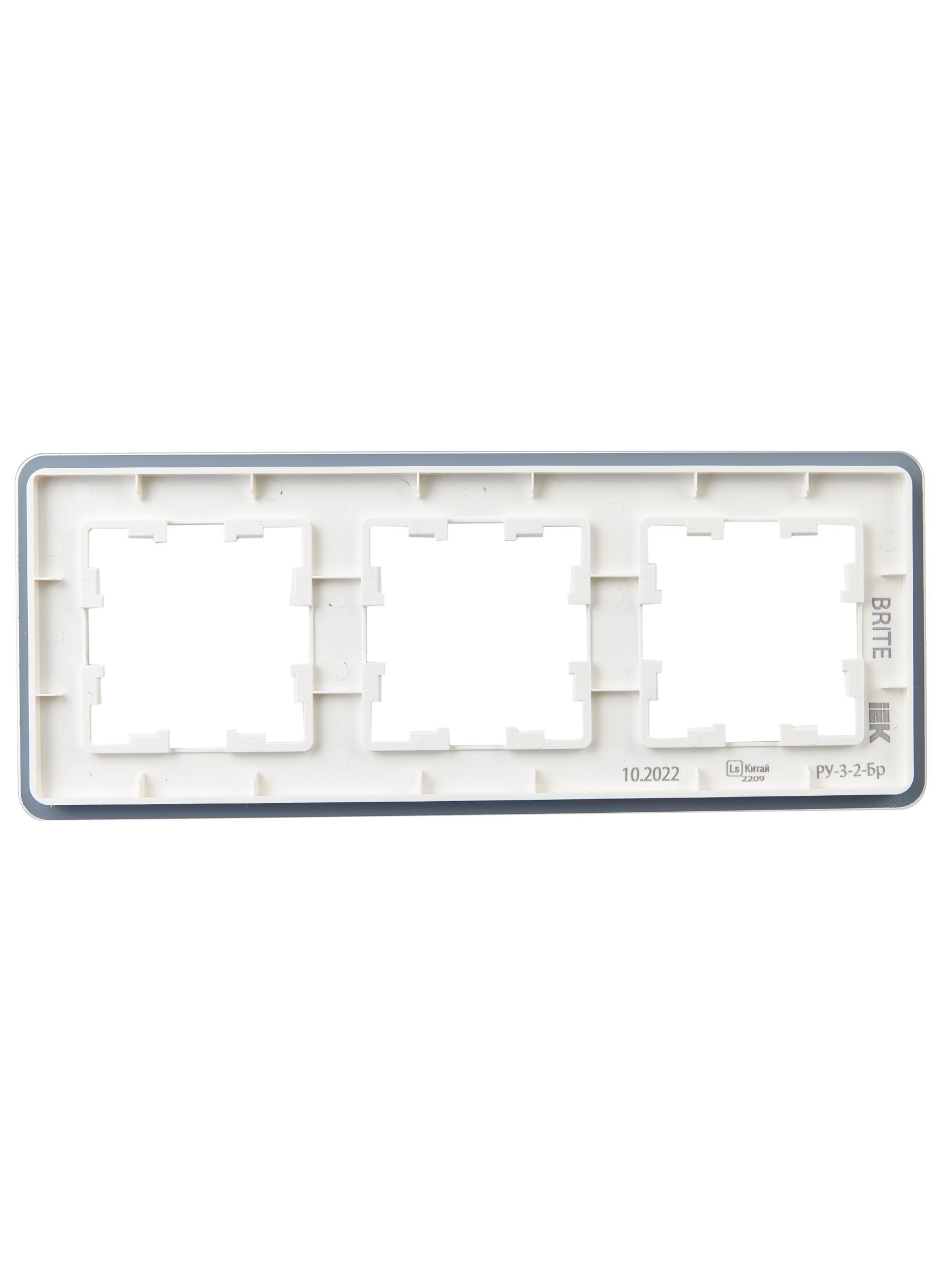 BRITE Рамка 3-местная РУ-3-2-Бр стекло белый RE IEK - Фото 6