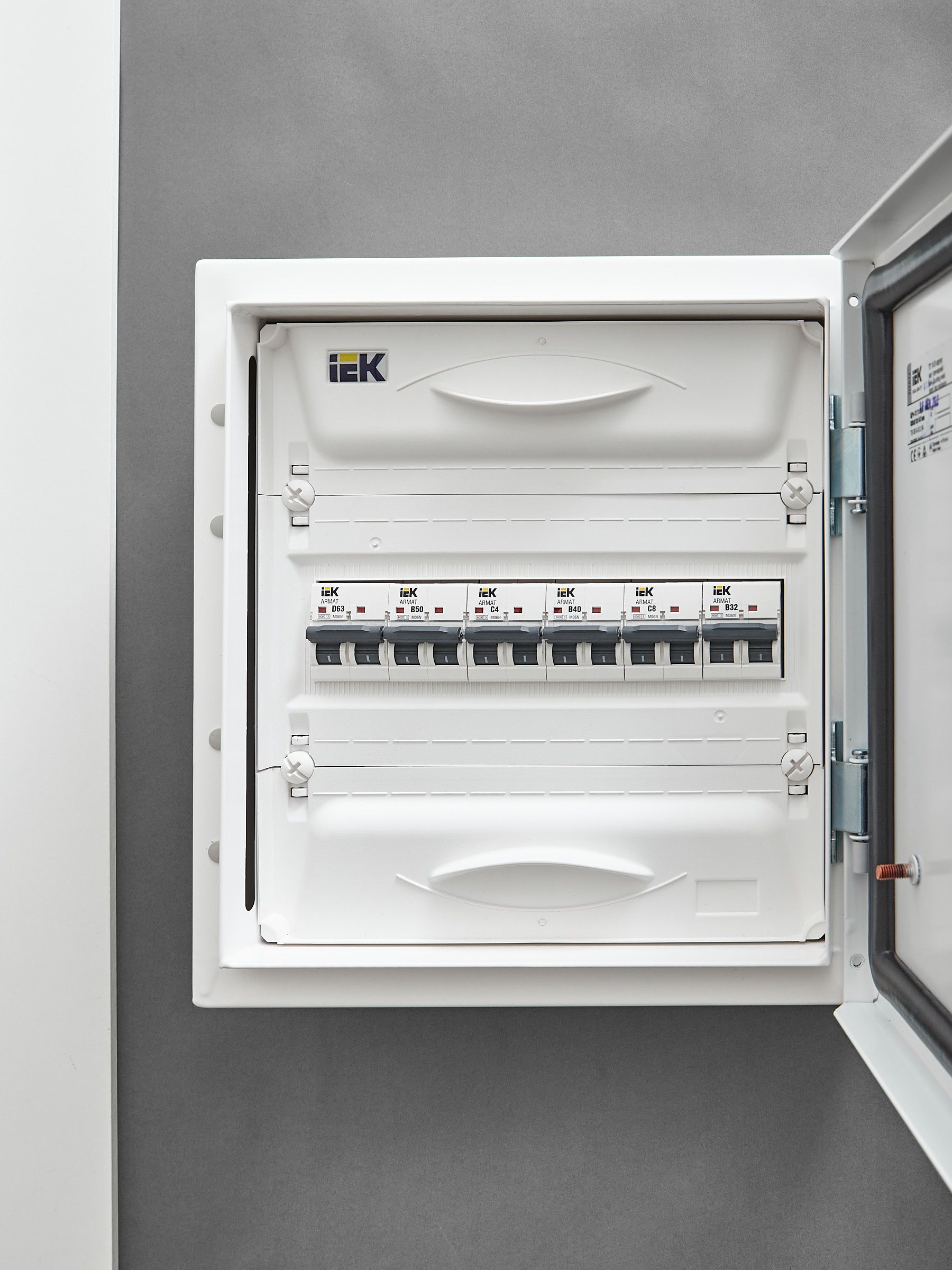 ARMAT Автоматический выключатель M06N 2P B 40А IEK - Фото 4