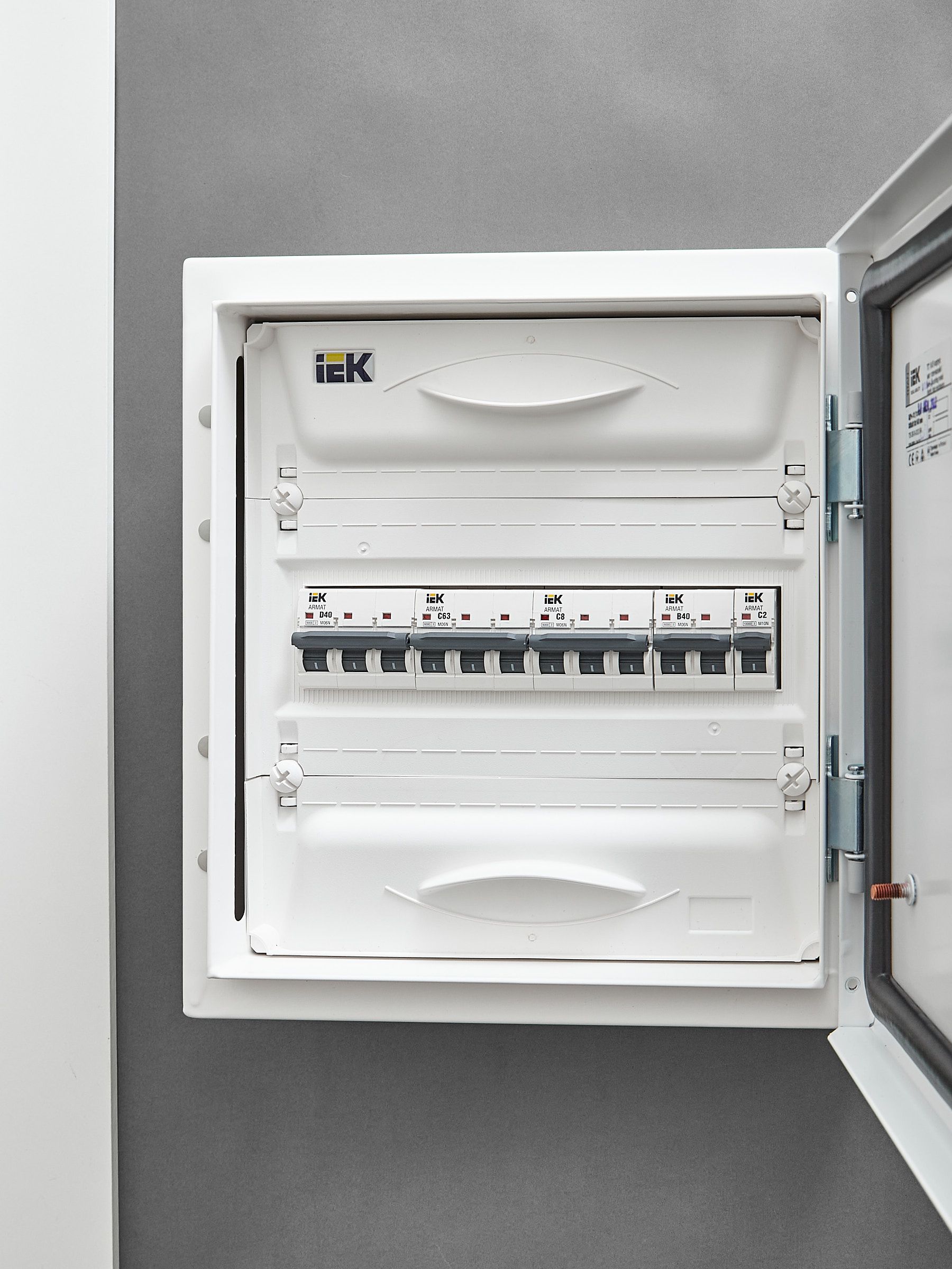 ARMAT Автоматический выключатель M06N 3P C 8А IEK - Фото 7