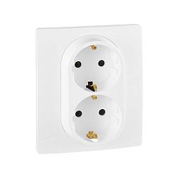 Etika - Розетка 2x2P+E нем. стд. (белый) 672223