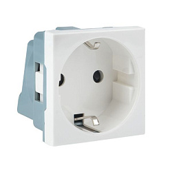 Розетка 45х45 с зазем., с защ. шторками, 90 градусов, белая EKF E2MR16-028-10