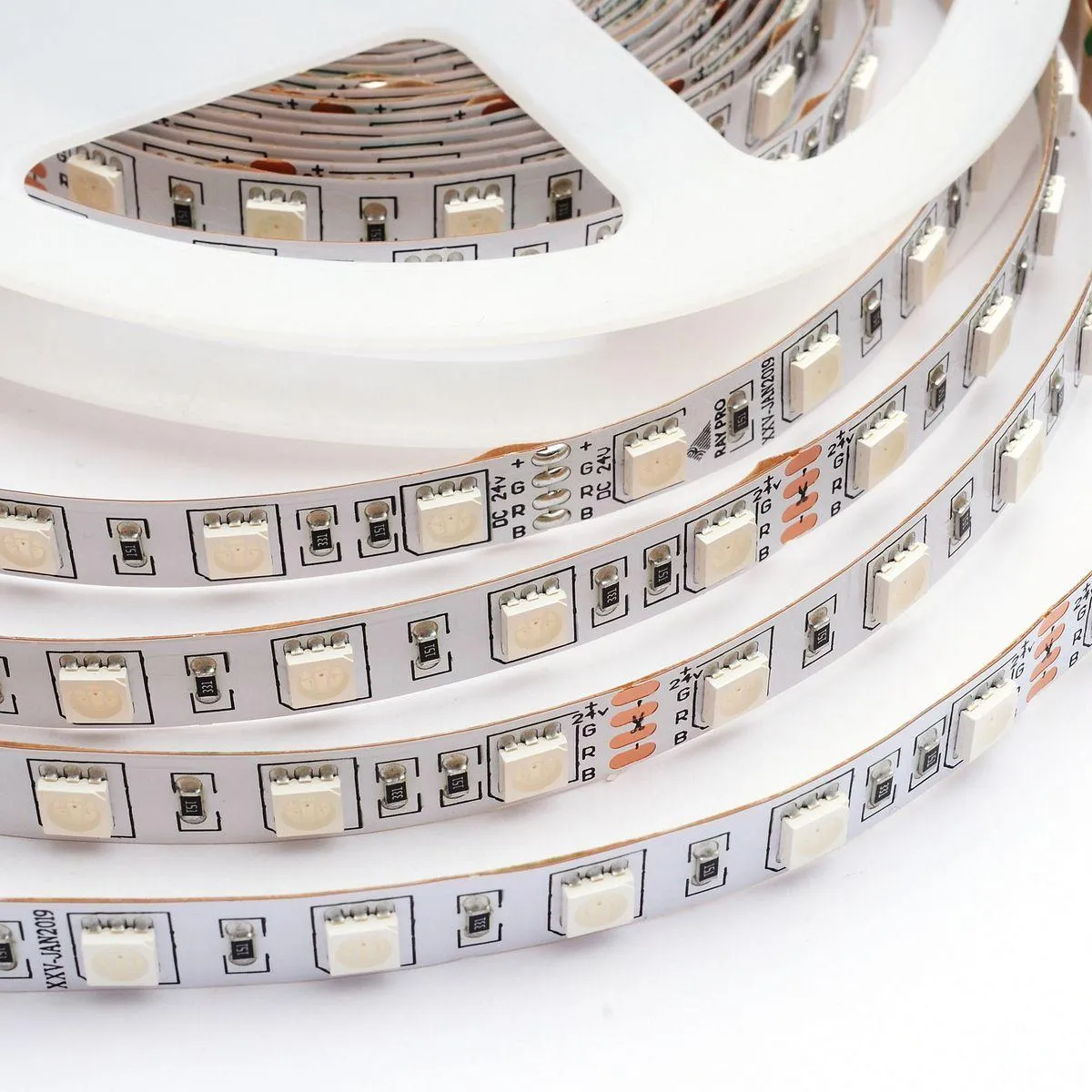Лента светодиодная smd5050 60д/м 24В IP20 5м RGB Apeyron - Фото 10